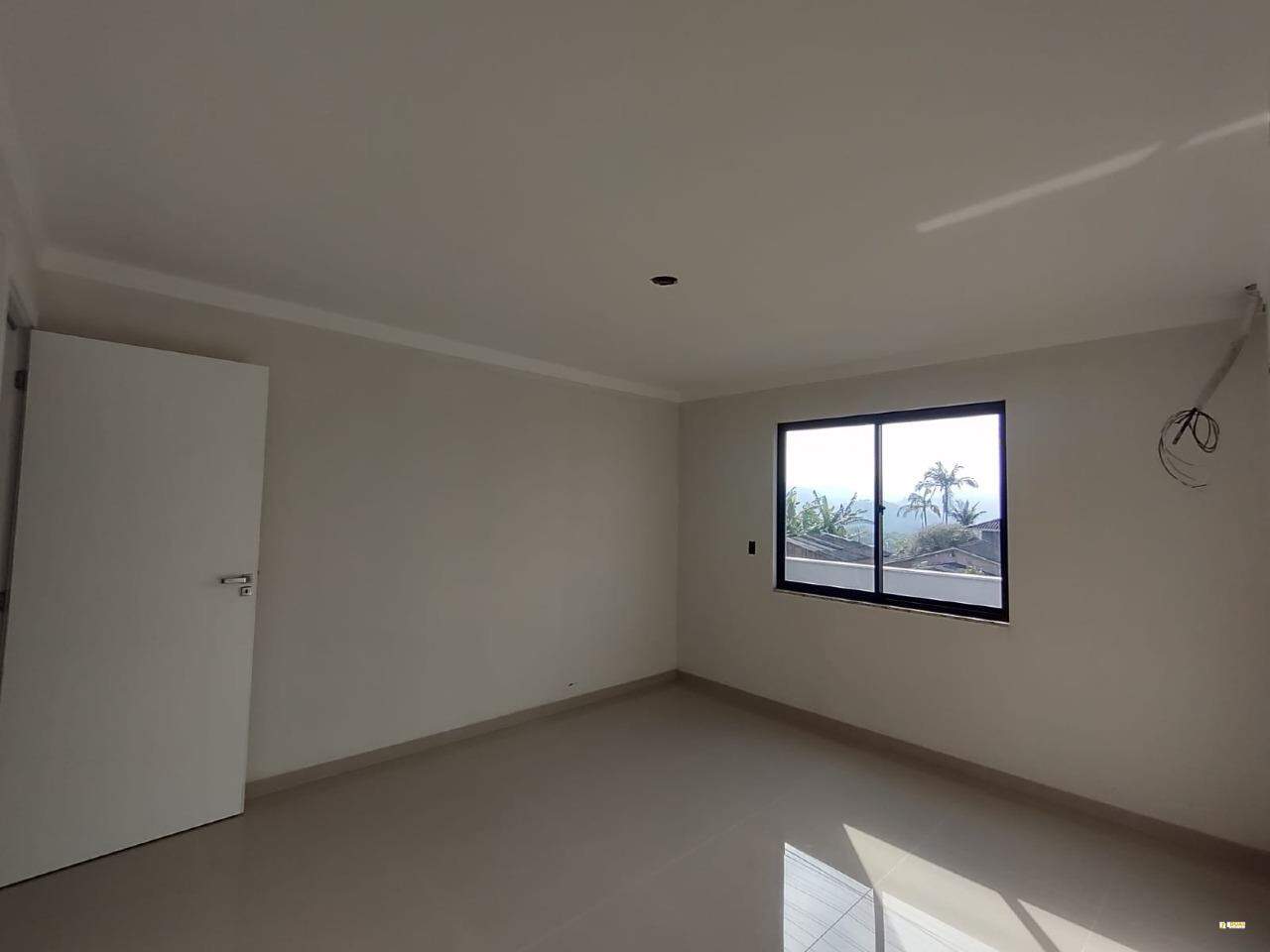 Imagem Casa à venda, 3 quartos, 1 suíte, 3 vagas, Jaraguá 99 - Jaraguá do Sul/SC