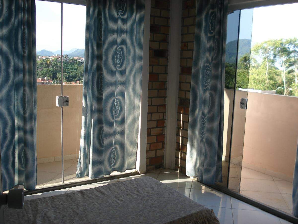 Imagem Casa à venda, 8 quartos, 4 vagas, Barra do Rio Molha - Jaraguá do Sul/SC