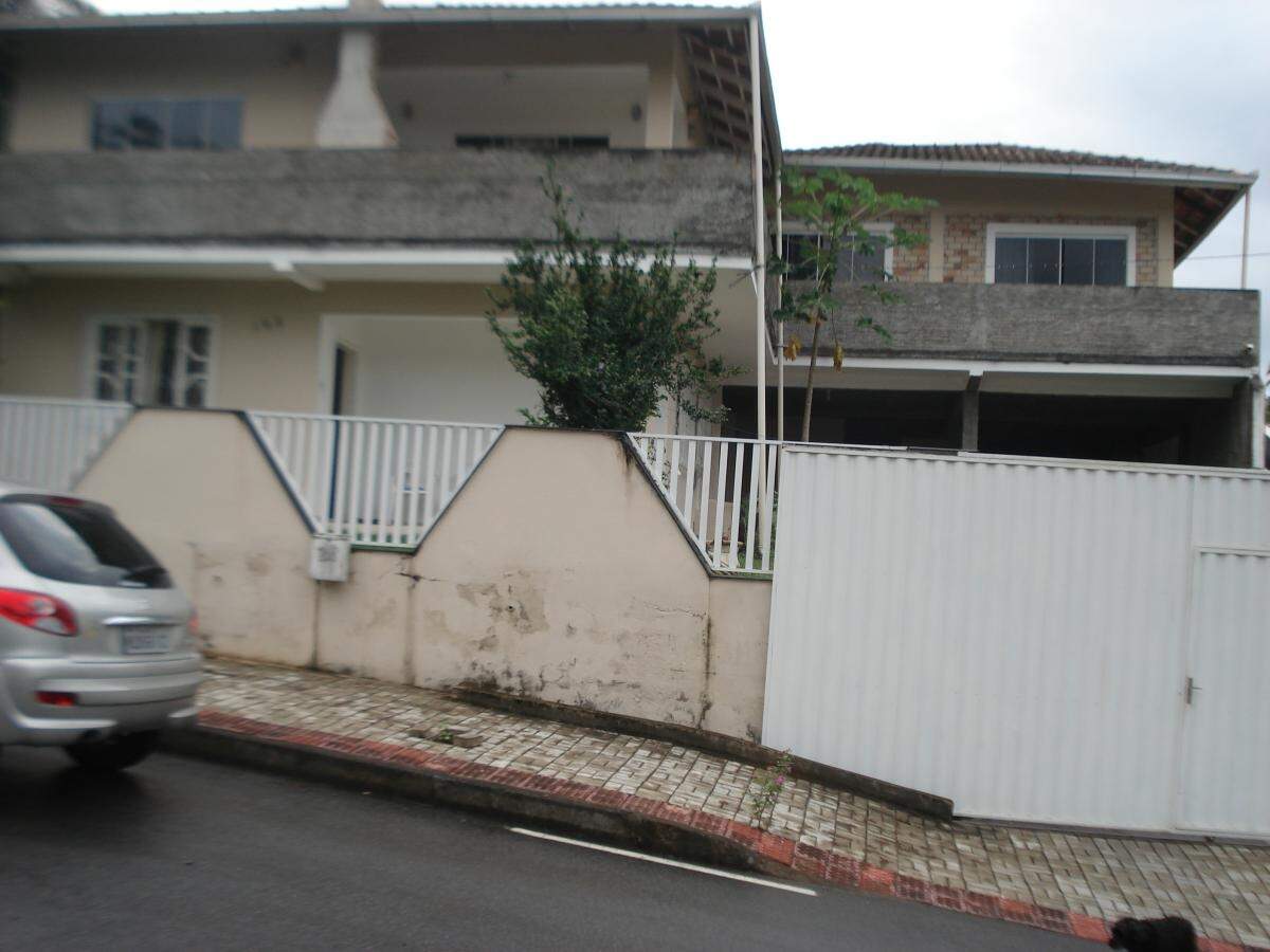 Imagem Casa à venda, 8 quartos, 4 vagas, Barra do Rio Molha - Jaraguá do Sul/SC