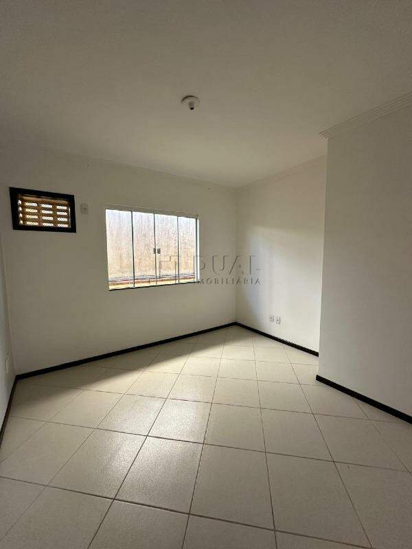 Imagem Casa com piscina a venda no bairro Amizade em Jaraguá do Sul