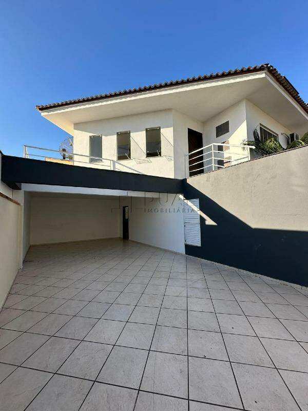 Casa com piscina a venda no bairro Amizade em Jaraguá do Sul