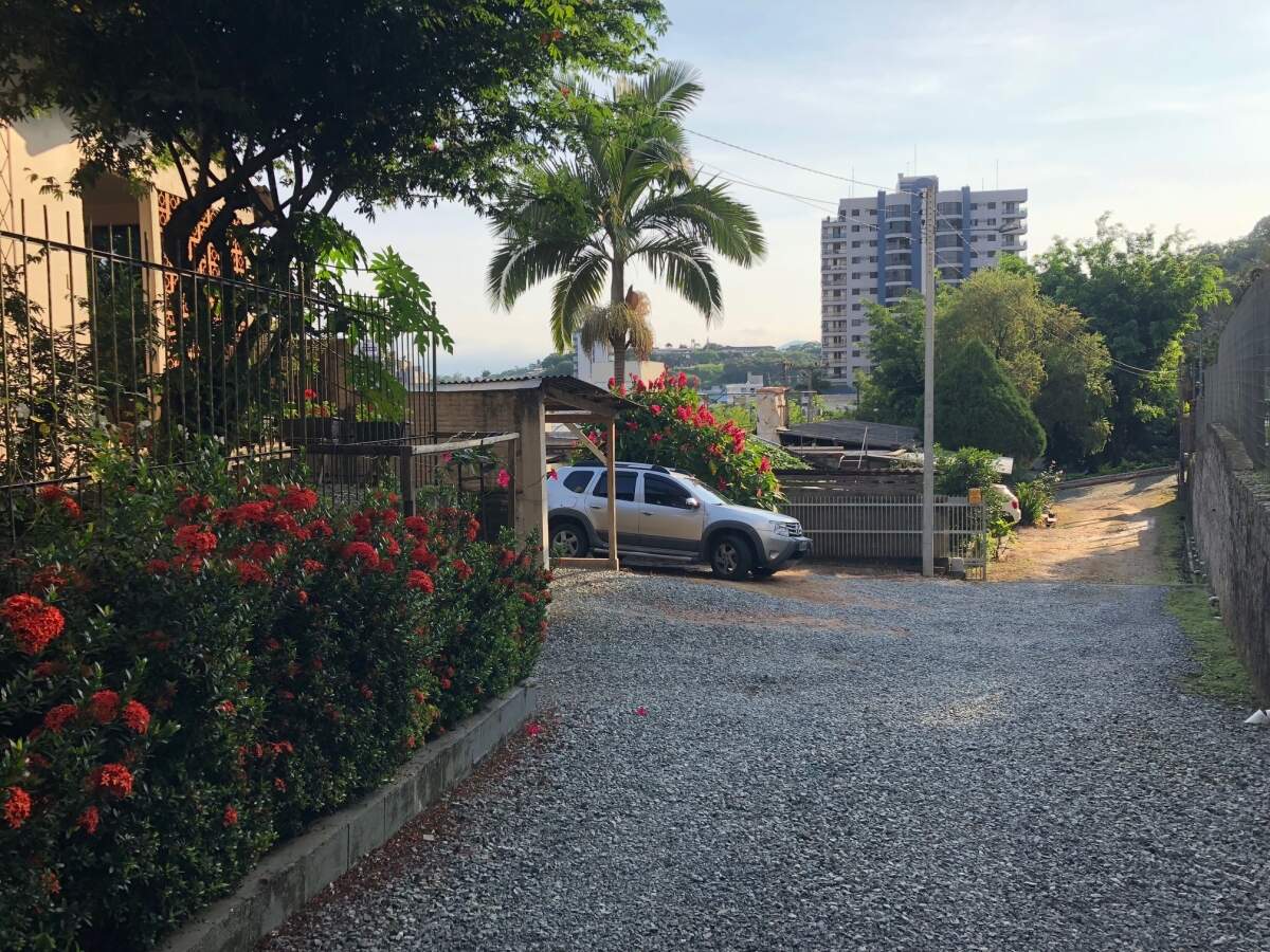 Imagem Casa à venda, 4 quartos, 2 vagas, Centro - Jaraguá do Sul/SC