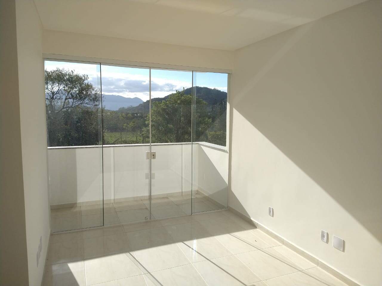 Apartamento com 2 dormitórios em excelente condomínio | Elevador