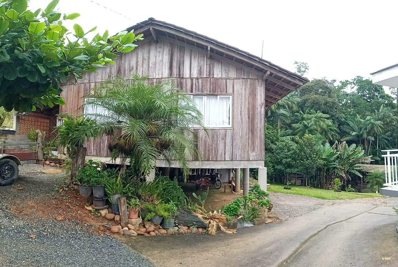 Imagem Casa à venda, 2 quartos, 2 vagas, Ilha da Figueira - Jaraguá do Sul/SC
