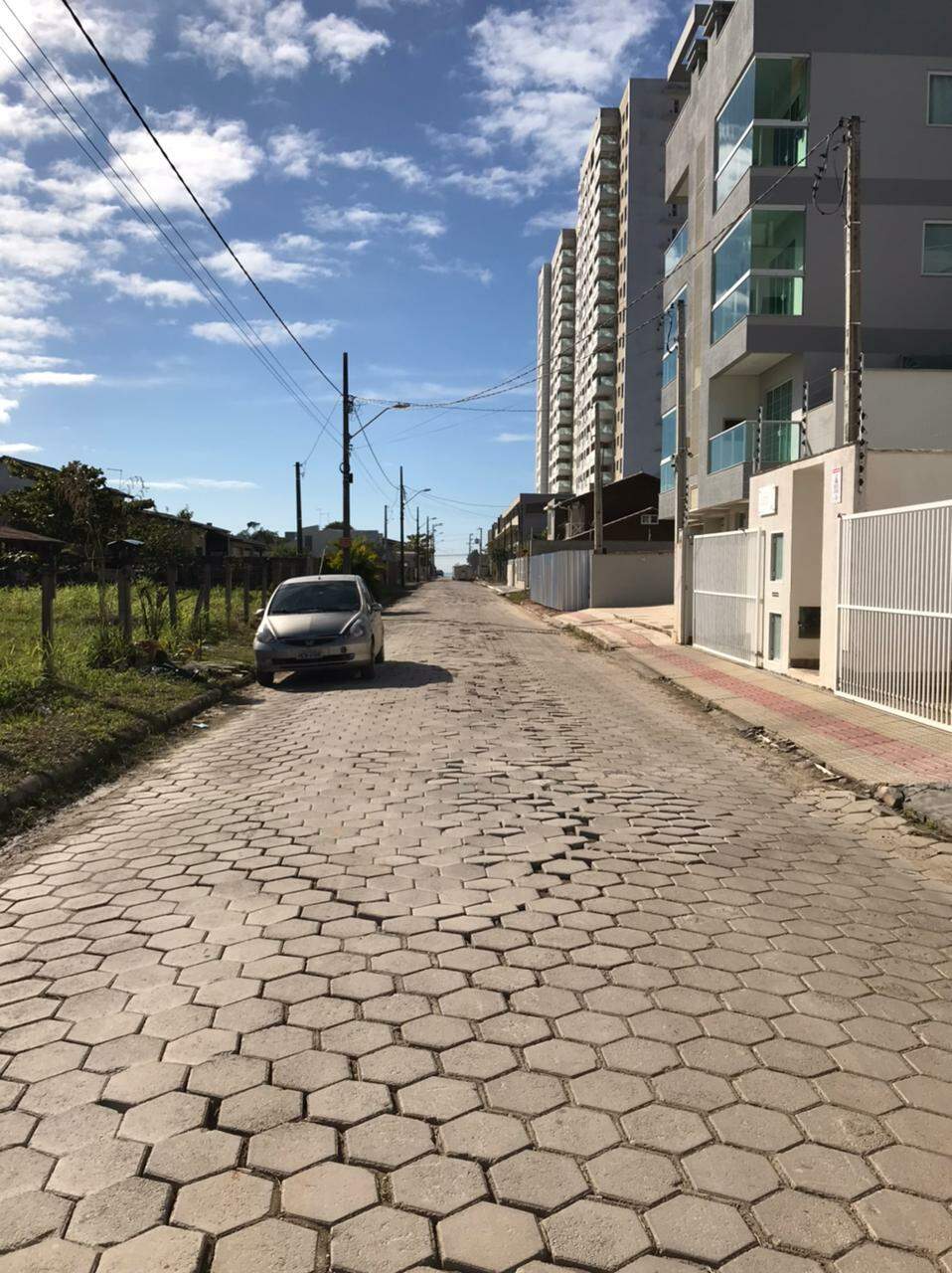 Apartamento a venda no Bairro Itacolomi em Piçarras