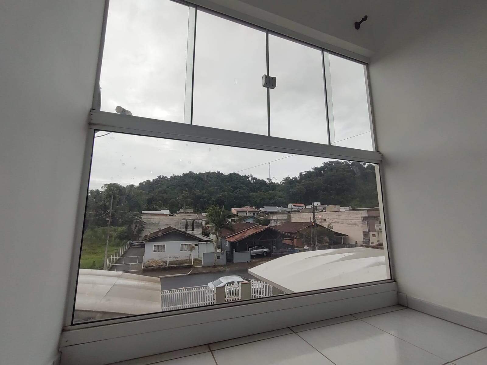 Imagem Apartamento semimobiliado à venda em Jaraguá do Sul.
