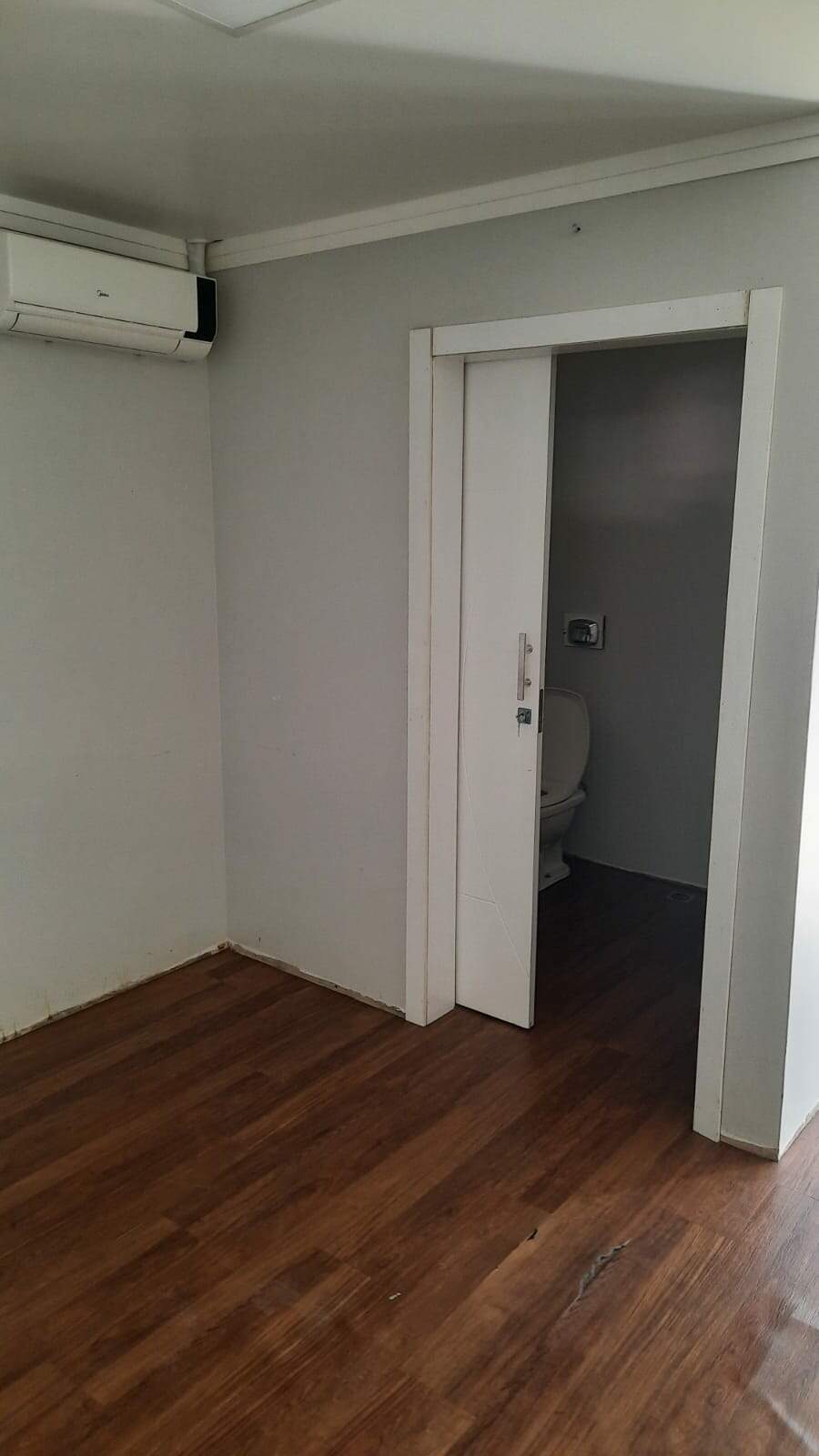 Imagem Casa à venda, 3 quartos, 1 suíte, 2 vagas, Barra do Rio Cerro - Jaraguá do Sul/SC