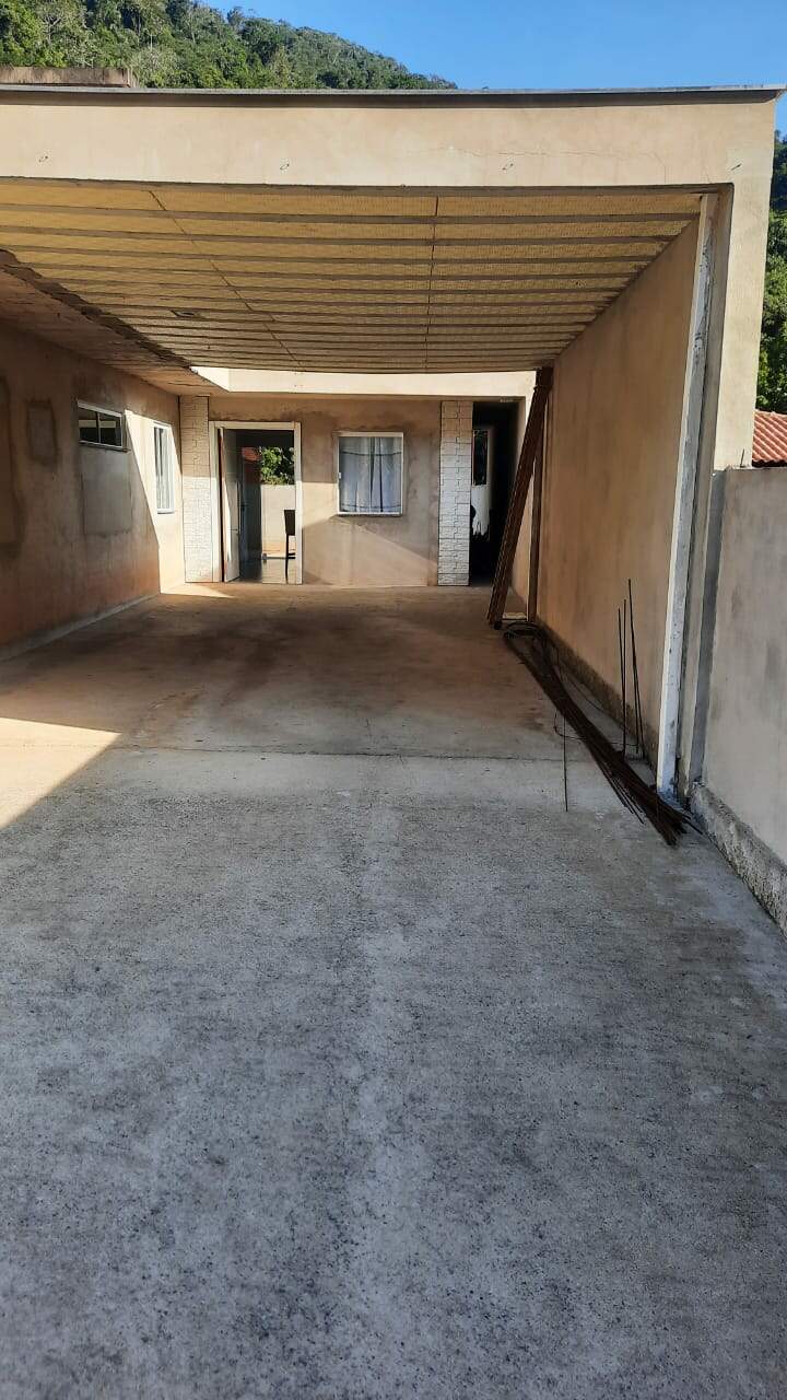 Imagem Casa à venda, 3 quartos, 1 suíte, 2 vagas, Barra do Rio Cerro - Jaraguá do Sul/SC