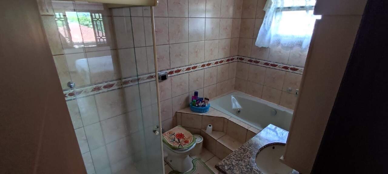 Imagem Casa à venda, 3 quartos, 1 suíte, Jaraguá 99 - Jaraguá do Sul/SC