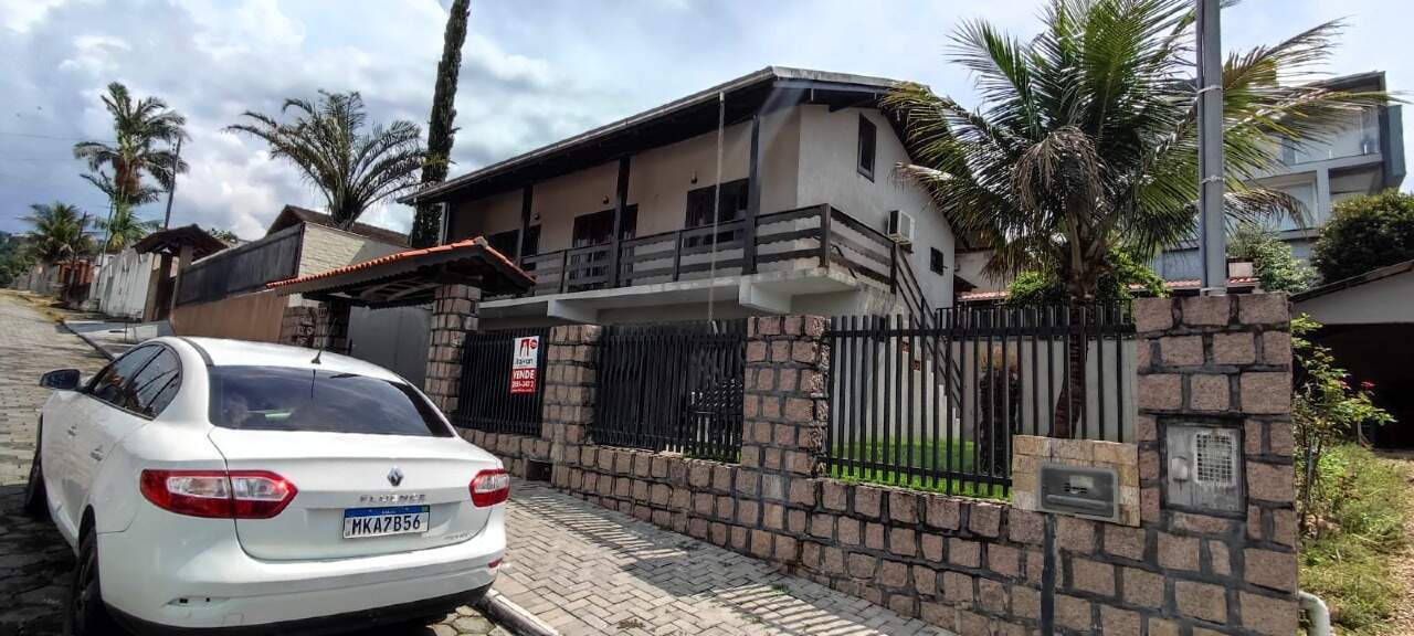 Imagem Casa à venda, 3 quartos, 1 suíte, Jaraguá 99 - Jaraguá do Sul/SC