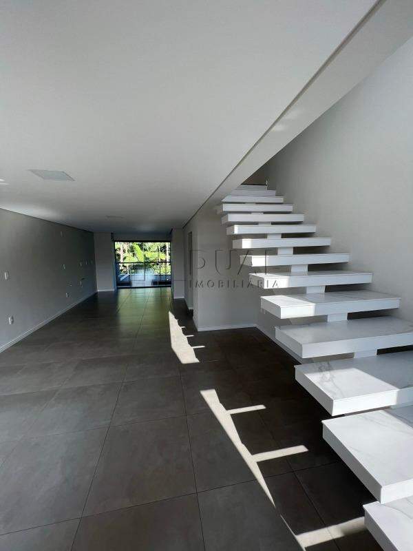 Imagem Geminado com 186,54m² à venda no bairro Ilha da figueira em Jaraguá do Sul