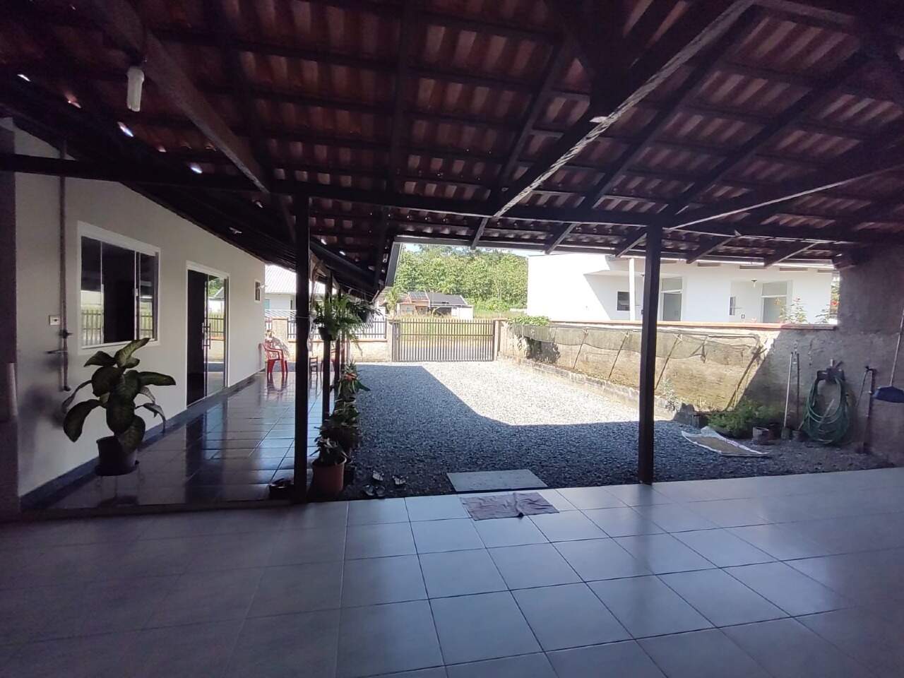 Imagem Casa à Venda na Ilha da Figueira em Guaramirim | 3 Quartos, Área de Festa e Edícula