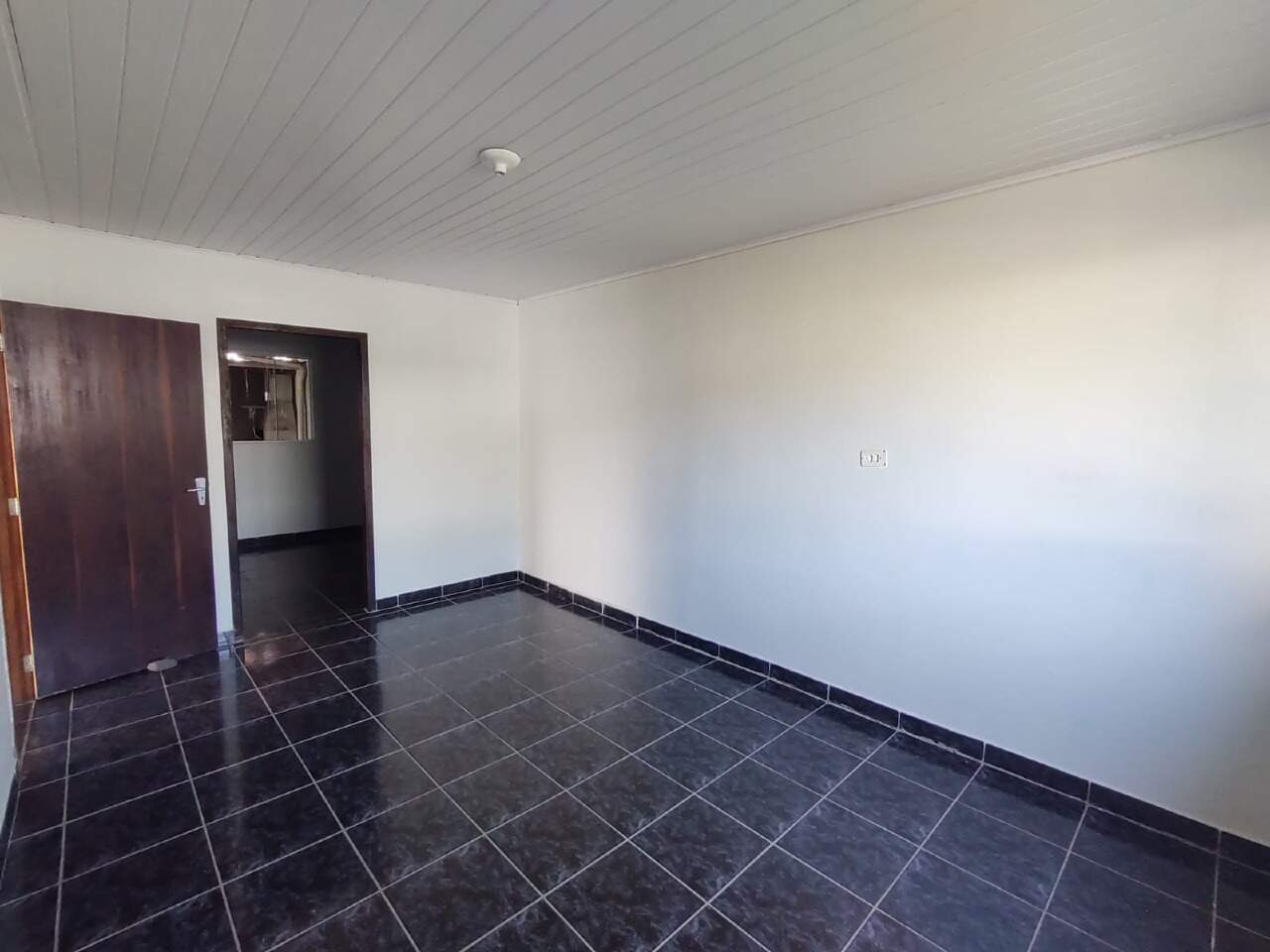 Imagem Casa à Venda na Ilha da Figueira em Guaramirim | 3 Quartos, Área de Festa e Edícula