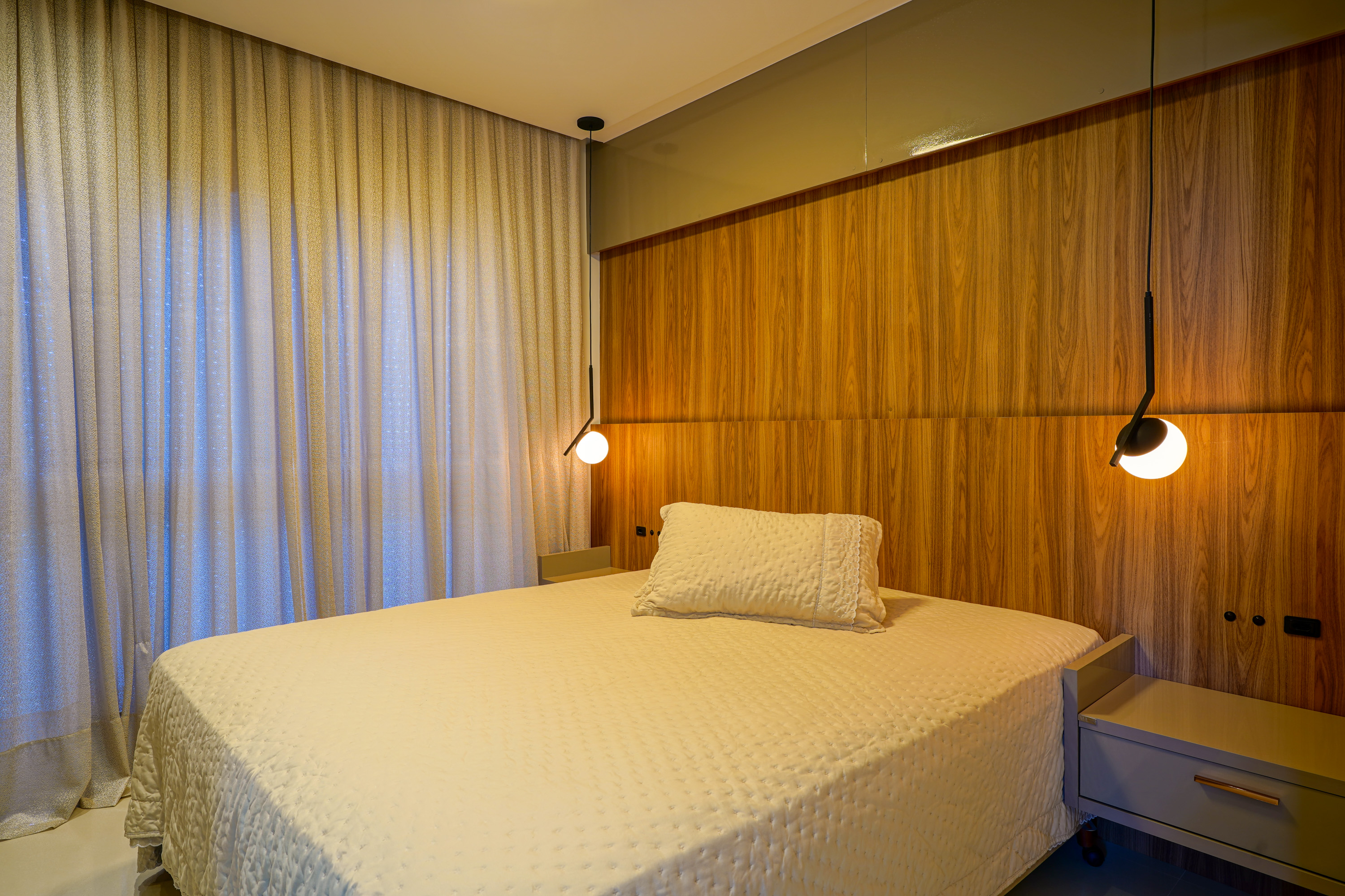 Imagem Cobertura Duplex no Residencial Sunrise em Penha / Alto Padrão - Frente para o mar - Mobiliado - Quadra do Mar