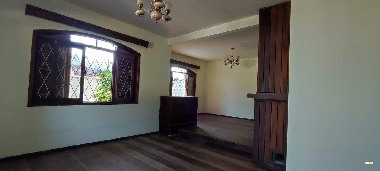 Imagem Casa à venda, 3 quartos, 1 suíte, 5 vagas, Vieira - Jaraguá do Sul/SC