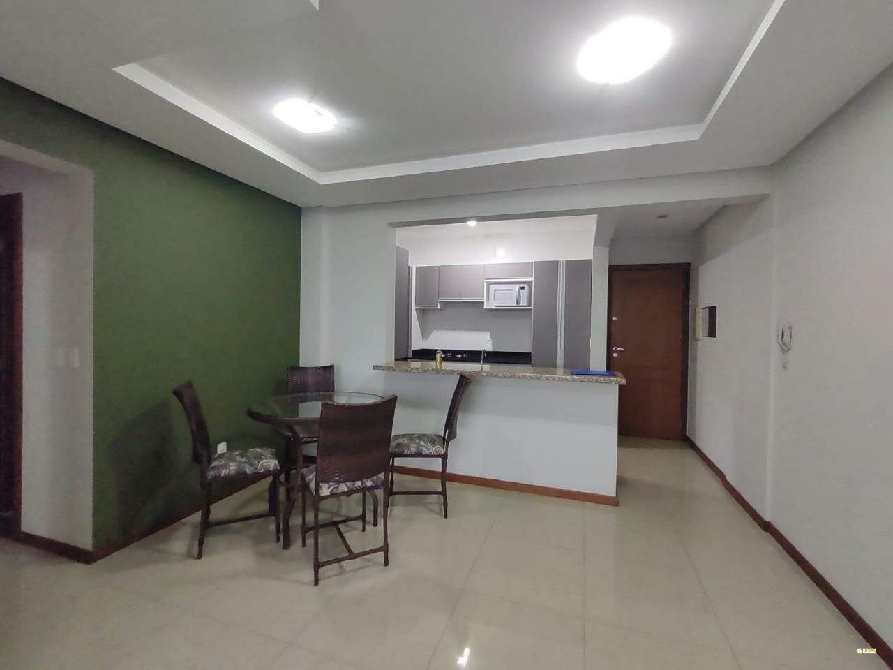 Imagem Apartamento semimobiliado com 3 quartos (1 suíte), 2 vagas de garagem no Baependi - Jaraguá do Sul/SC