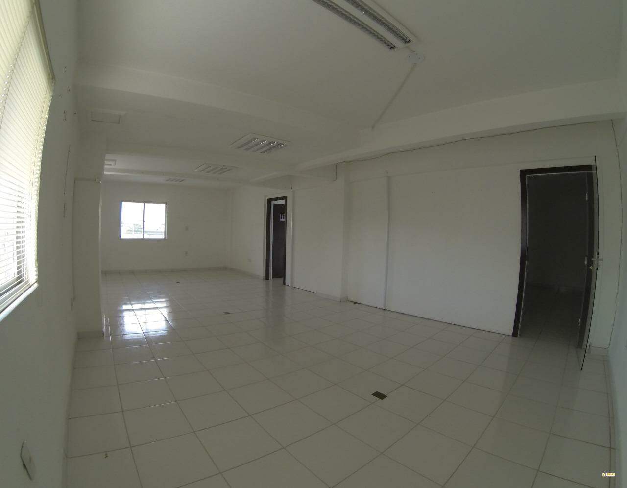 Imagem Sala comercial à venda no Centro de Jaraguá do Sul.