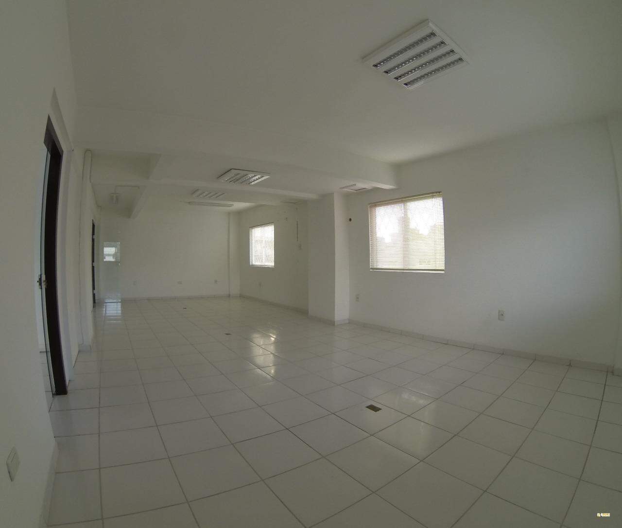 Imagem Sala comercial à venda no Centro de Jaraguá do Sul.