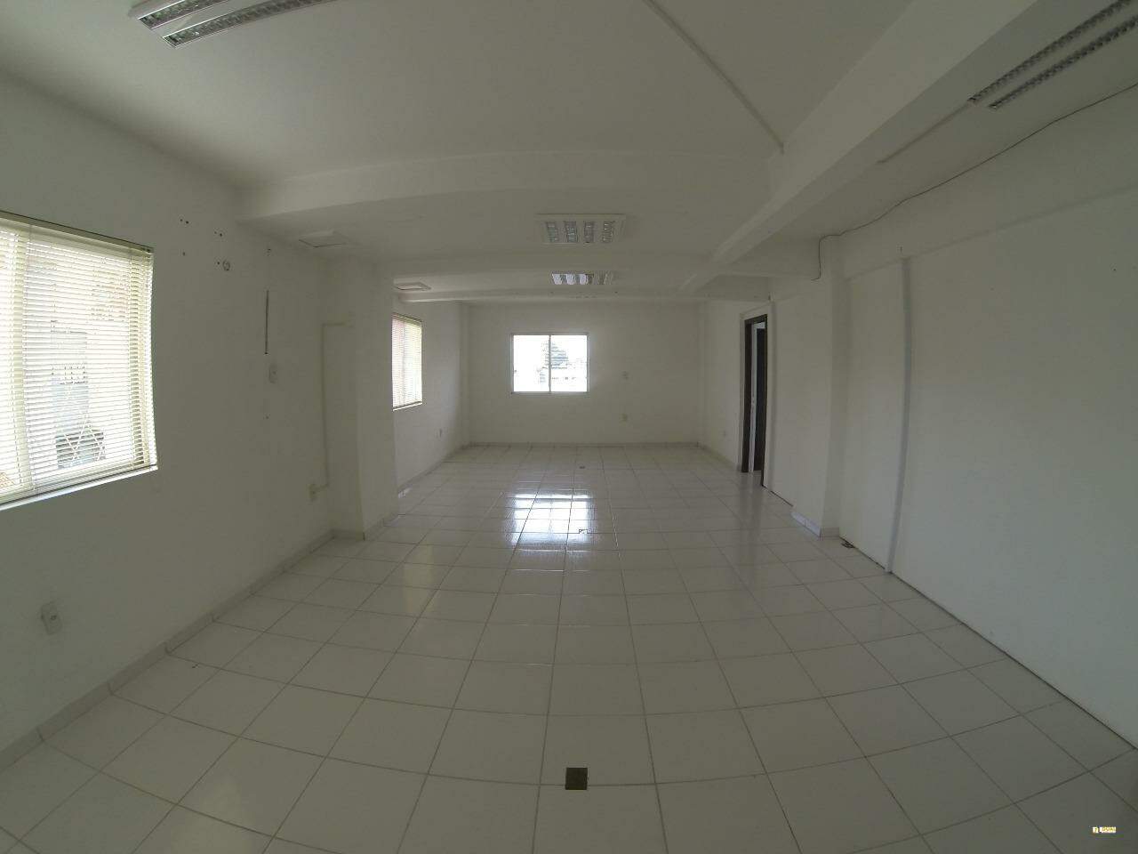 Imagem Sala comercial à venda no Centro de Jaraguá do Sul.