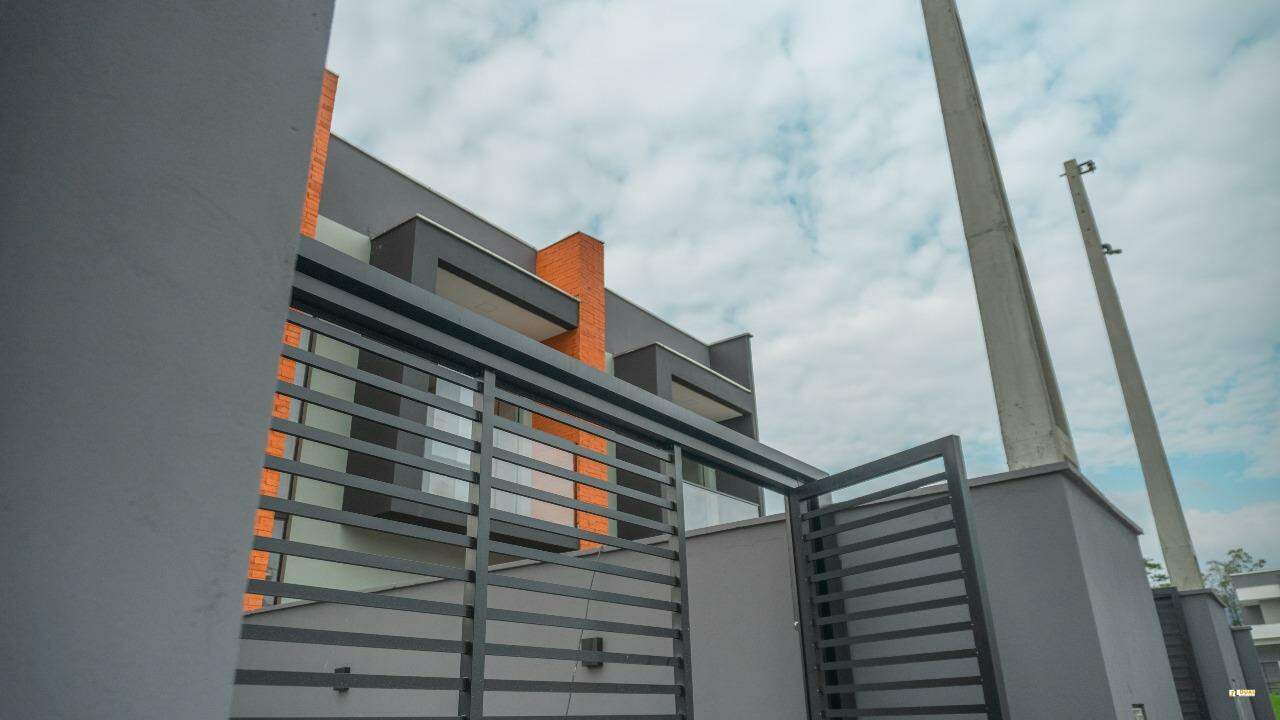 Imagem Geminado sobrado com Suíte + 2 dormitórios à venda no Jaraguá 99 em Jaraguá do Sul.