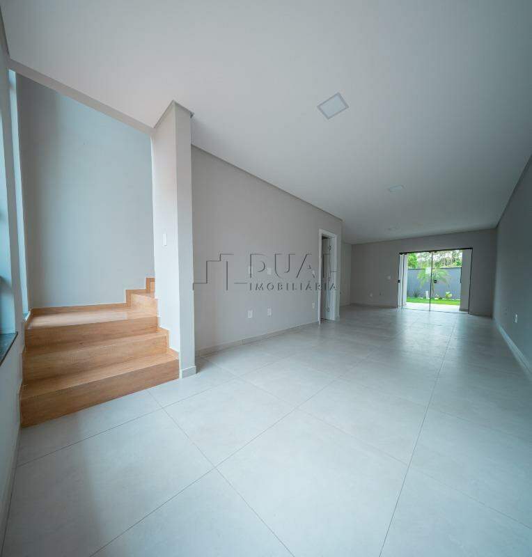 Imagem Geminado sobrado com Suíte + 2 dormitórios à venda no Jaraguá 99 em Jaraguá do Sul.