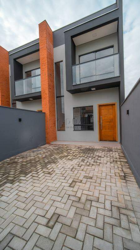 Imagem Geminado sobrado com Suíte + 2 dormitórios à venda no Jaraguá 99 em Jaraguá do Sul.