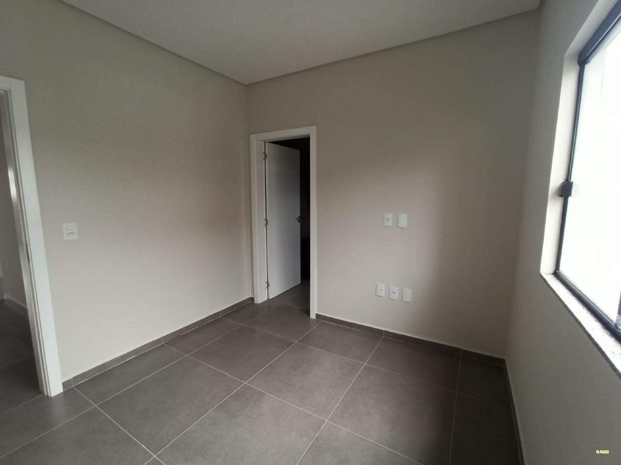 Imagem Geminado à venda, 2 quartos, 1 suíte, 1 vaga, Nereu Ramos - Jaraguá do Sul/SC