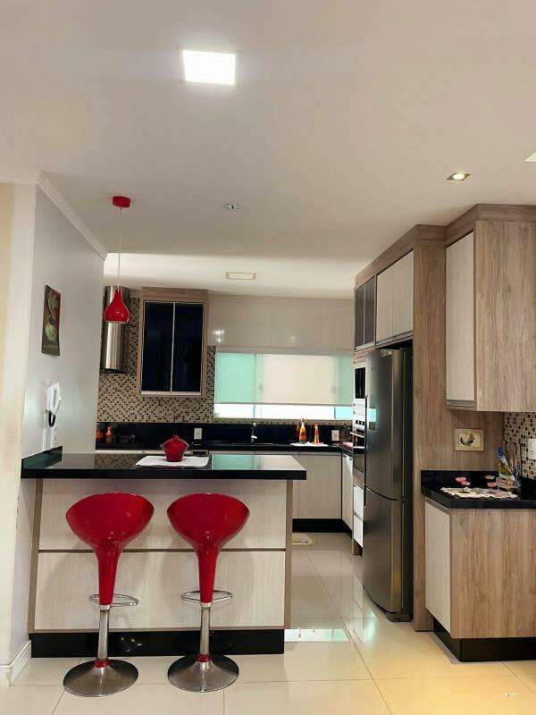 Imagem Casa à venda, 3 quartos, 1 suíte, 2 vagas, Vila Lalau - Jaraguá do Sul/SC