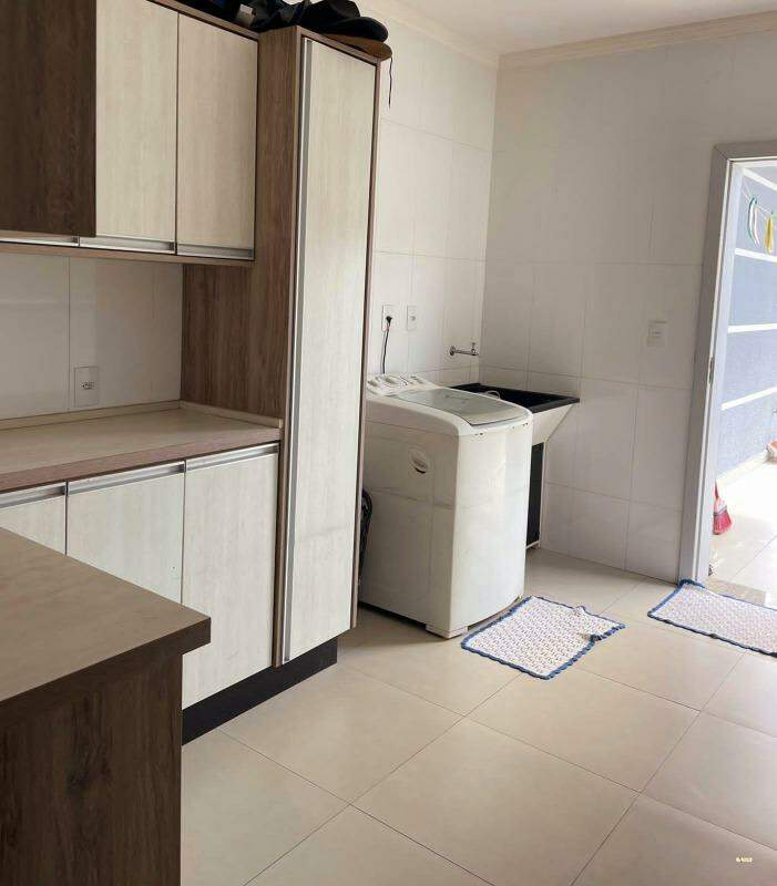 Imagem Casa à venda, 3 quartos, 1 suíte, 2 vagas, Vila Lalau - Jaraguá do Sul/SC