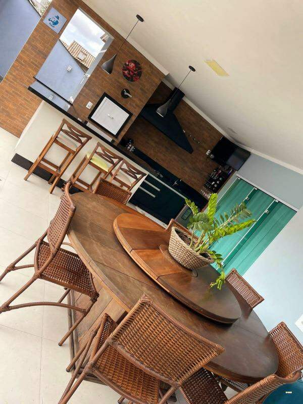 Imagem Casa à venda, 3 quartos, 1 suíte, 2 vagas, Vila Lalau - Jaraguá do Sul/SC