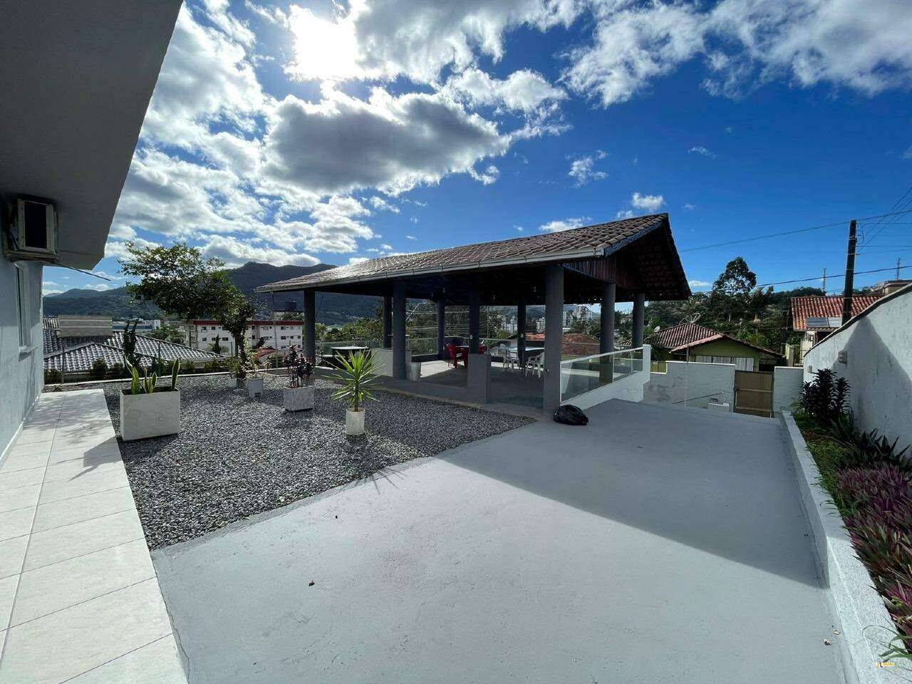 Casa à venda, 3 quartos, 2 vagas, Vila Lenzi - Jaraguá do Sul/SC