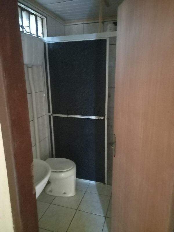 Imagem Casa mista de esquina com terreno de 306,12 m² no bairro Vila Baependi em Jaraguá do Sul