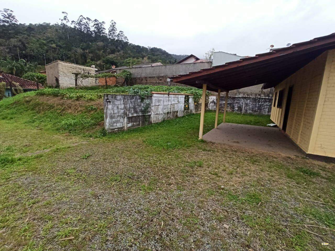 Imagem Terreno à venda no Bairro Ilha da Figueira em Jaraguá do Sul com 1.120,50 m²