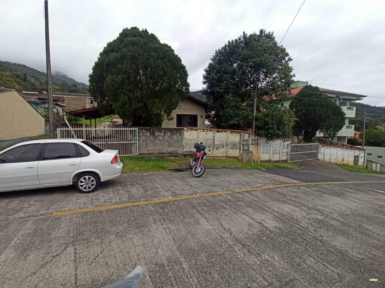 Imagem Terreno à venda no Bairro Ilha da Figueira em Jaraguá do Sul com 1.120,50 m²