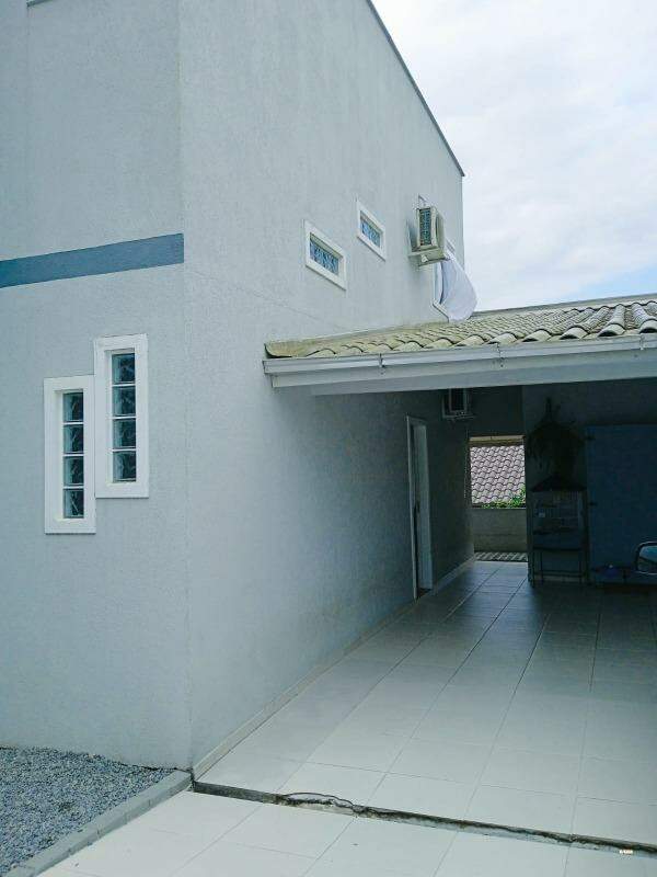 Imagem Dois sobrados no mesmo terreno a venda no bairro Tifa Martins em Jaraguá do Sul