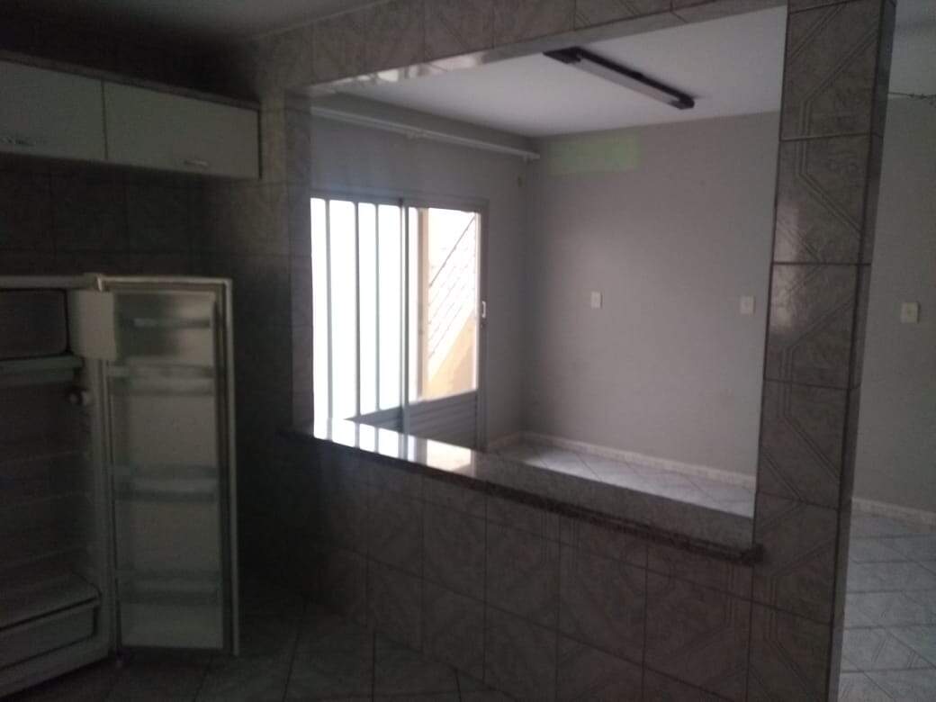 Imagem Casa à venda, 2 quartos, 1 suíte, 4 vagas, Centro - Jaraguá do Sul/SC