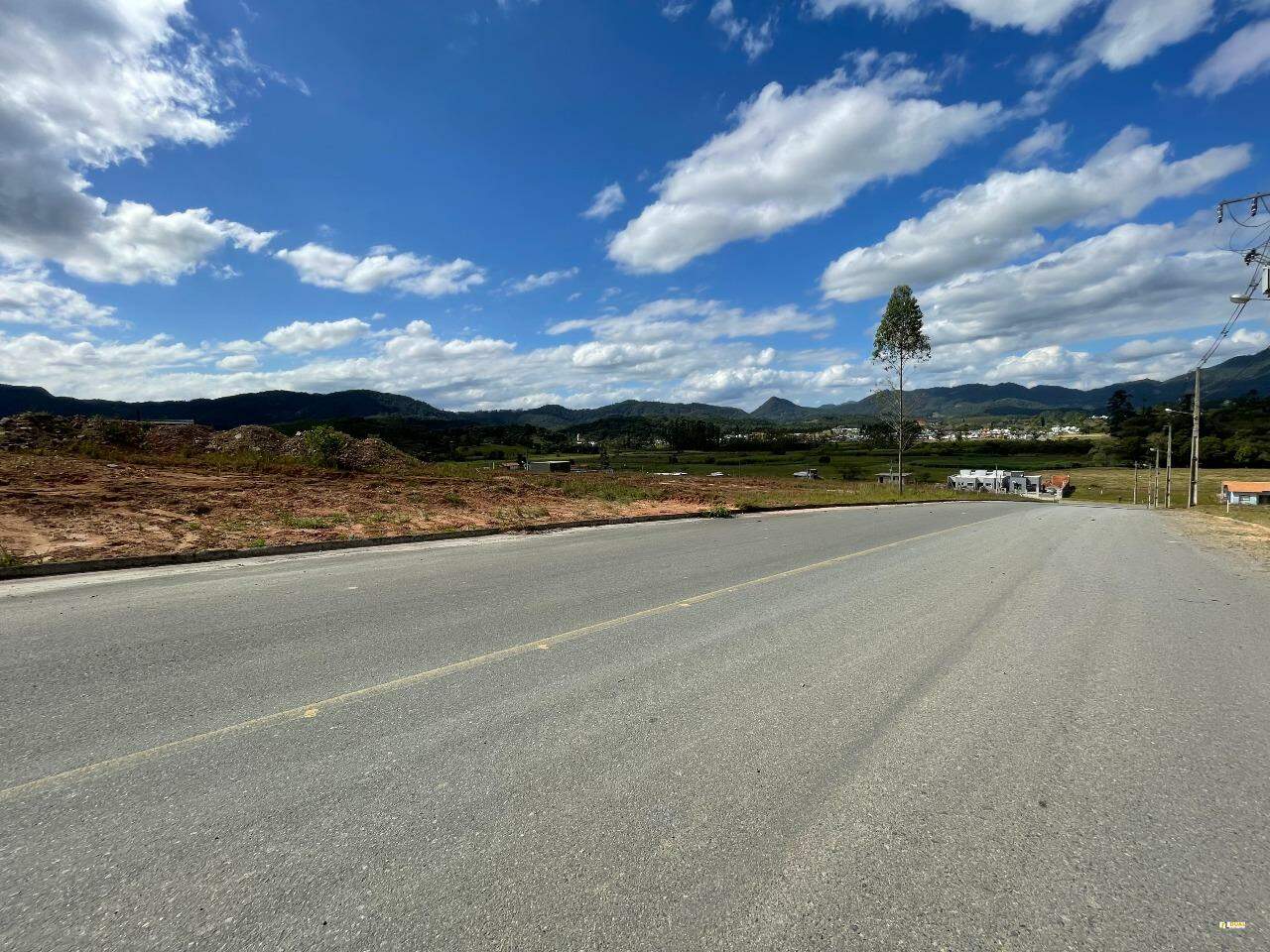 Imagem Terreno a venda no bairro Três Rios do Norte