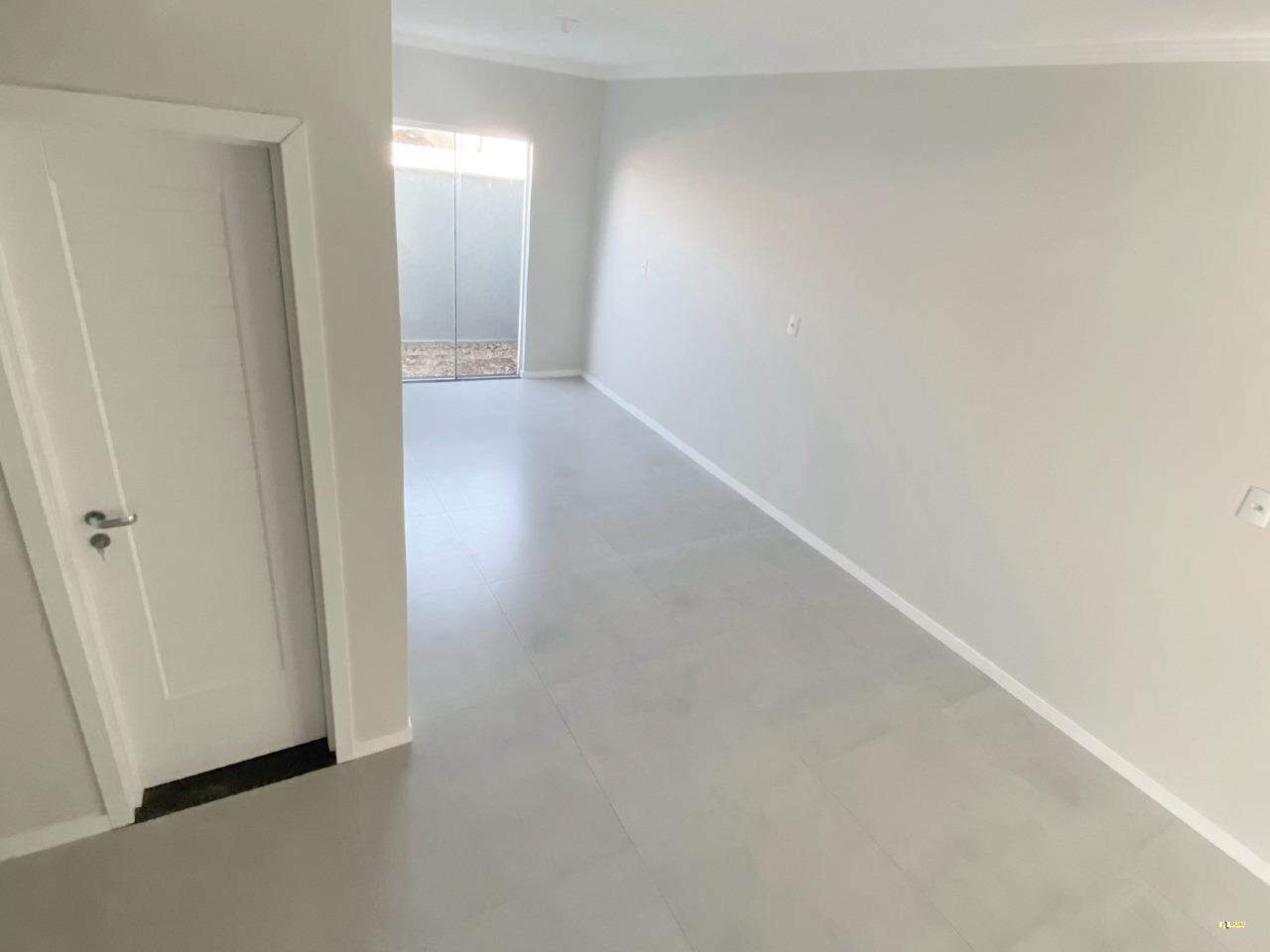 Imagem Geminado à venda, 2 quartos, 1 suíte, 2 vagas, Itacolomi - Balneário Piçarras/SC