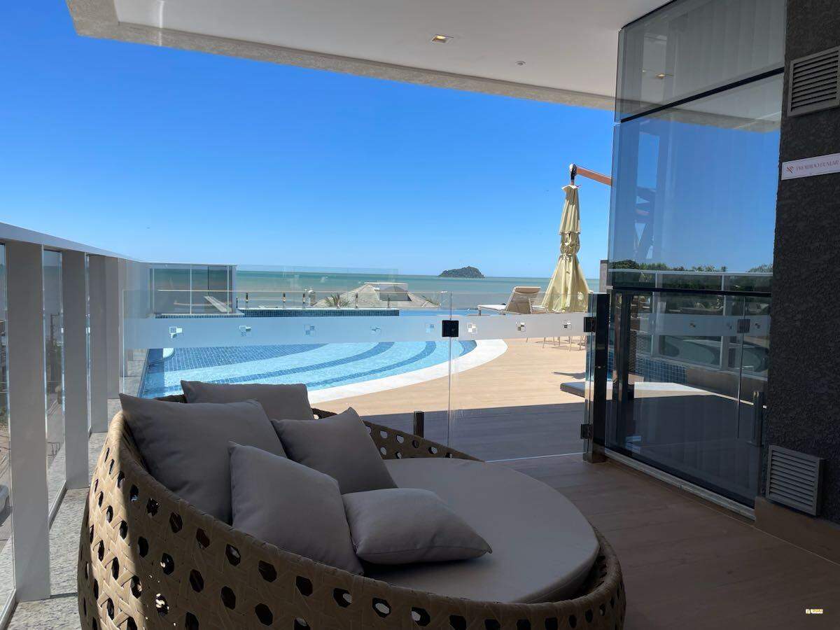 Imagem Apartamento Alto Padrão à Venda em Balneário Piçarras – 3 Suítes e Vista Mar