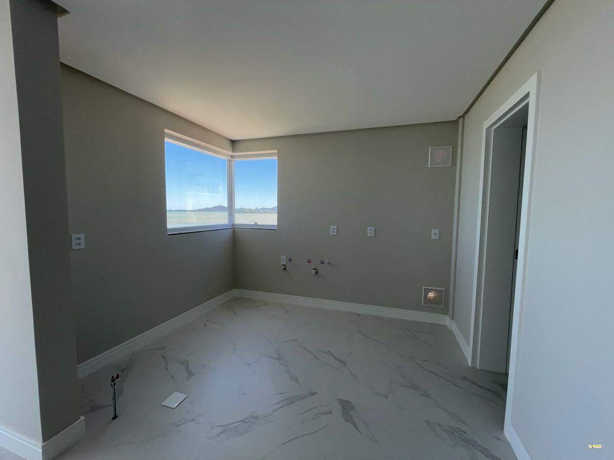 Imagem Apartamento Alto Padrão à Venda em Balneário Piçarras – 3 Suítes e Vista Mar