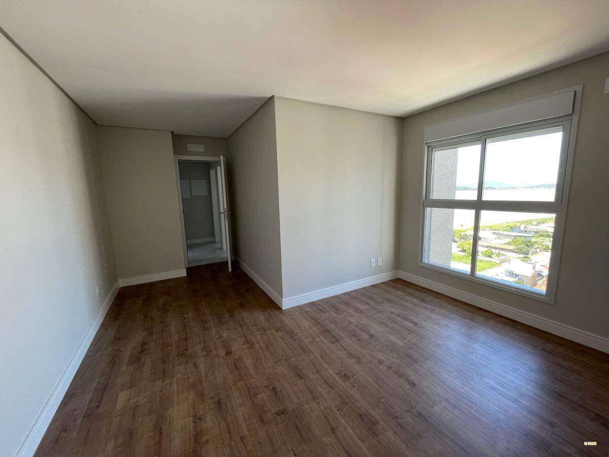 Imagem Apartamento Alto Padrão à Venda em Balneário Piçarras – 3 Suítes e Vista Mar