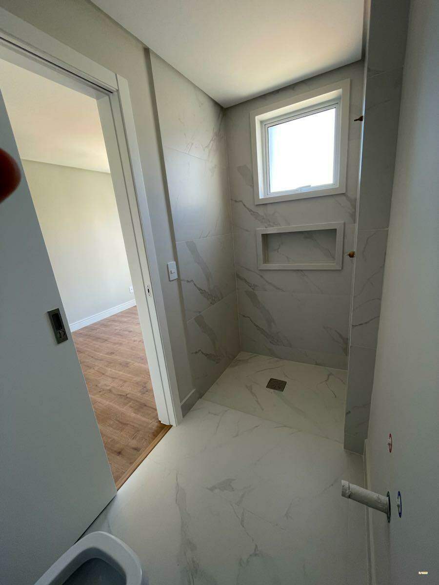 Imagem Apartamento Alto Padrão à Venda em Balneário Piçarras – 3 Suítes e Vista Mar