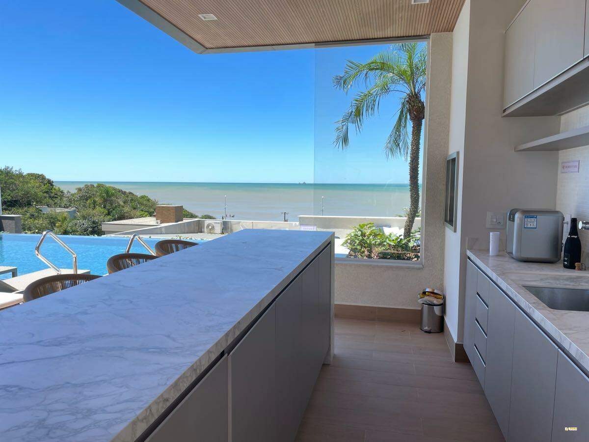 Imagem Apartamento Alto Padrão à Venda em Balneário Piçarras – 3 Suítes e Vista Mar