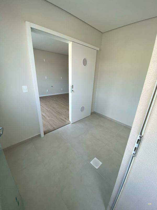 Imagem Apartamento à venda, 2 quartos, 1 suíte, Barra do Rio Cerro - Jaraguá do Sul/SC