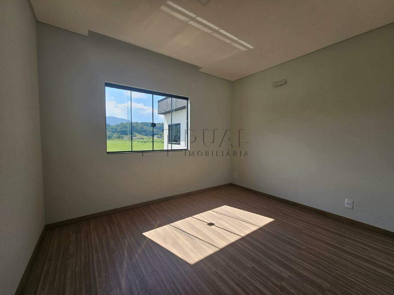 Imagem Sobrado geminado a venda no bairro Três Rios do Norte em Jaraguá do Sul