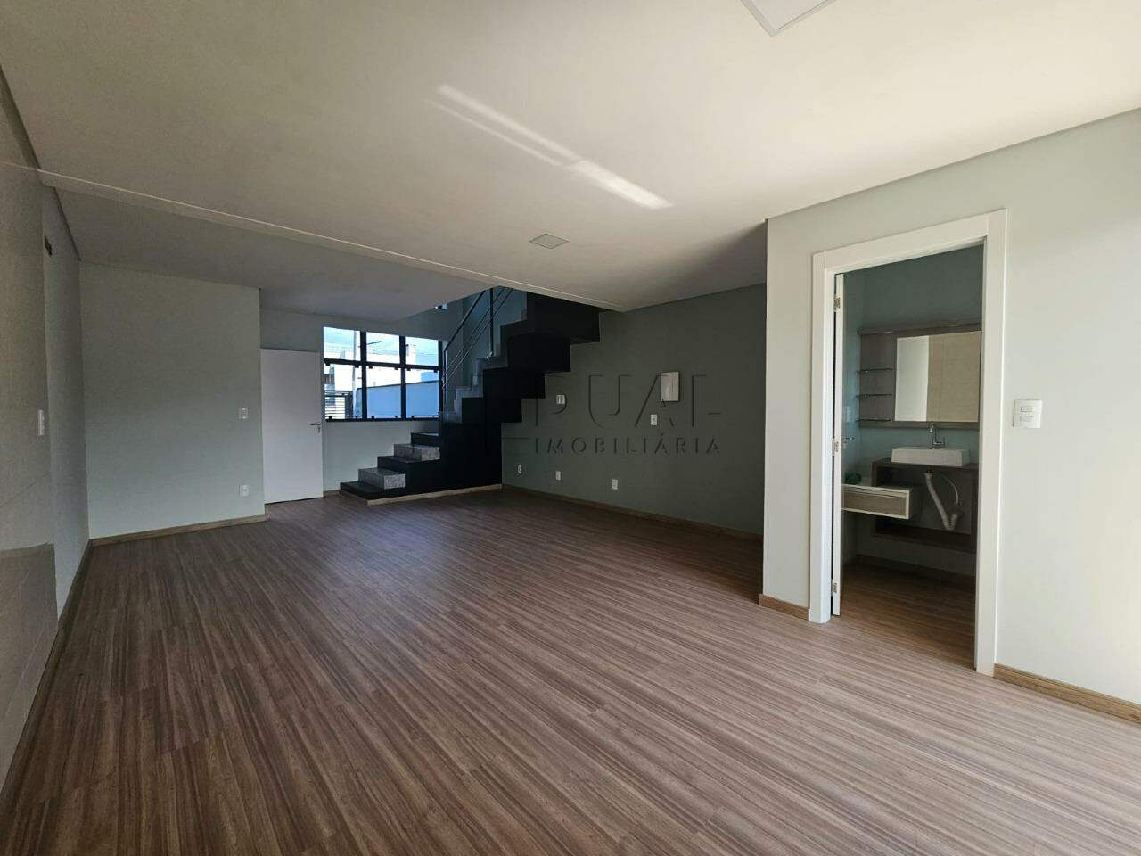 Imagem Sobrado geminado a venda no bairro Três Rios do Norte em Jaraguá do Sul