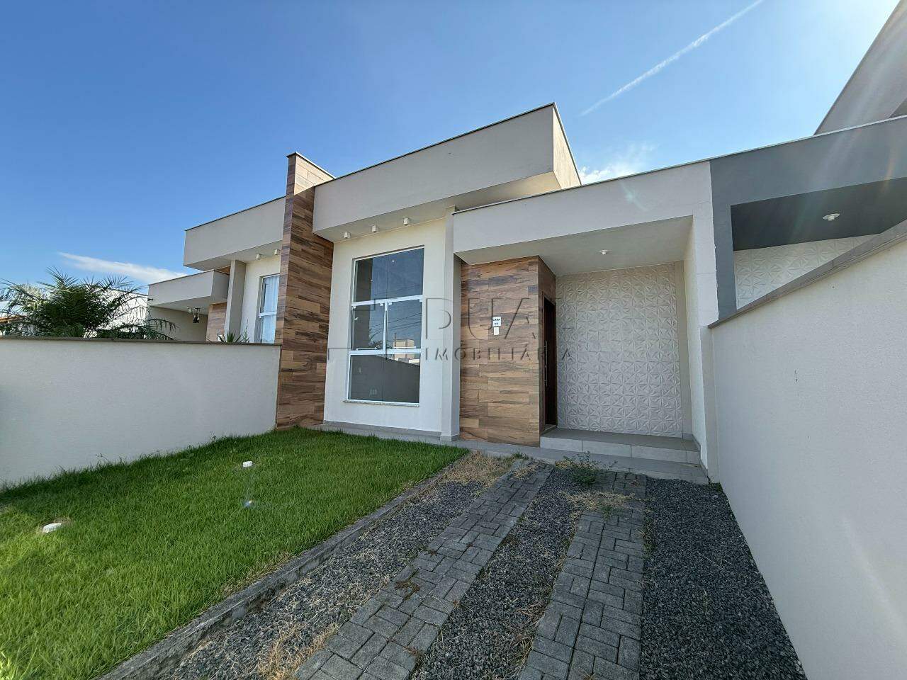 Imagem Casa Térrea Nova à Venda | 3 Quartos | Moderna, Ventilada e Localização em Valorização