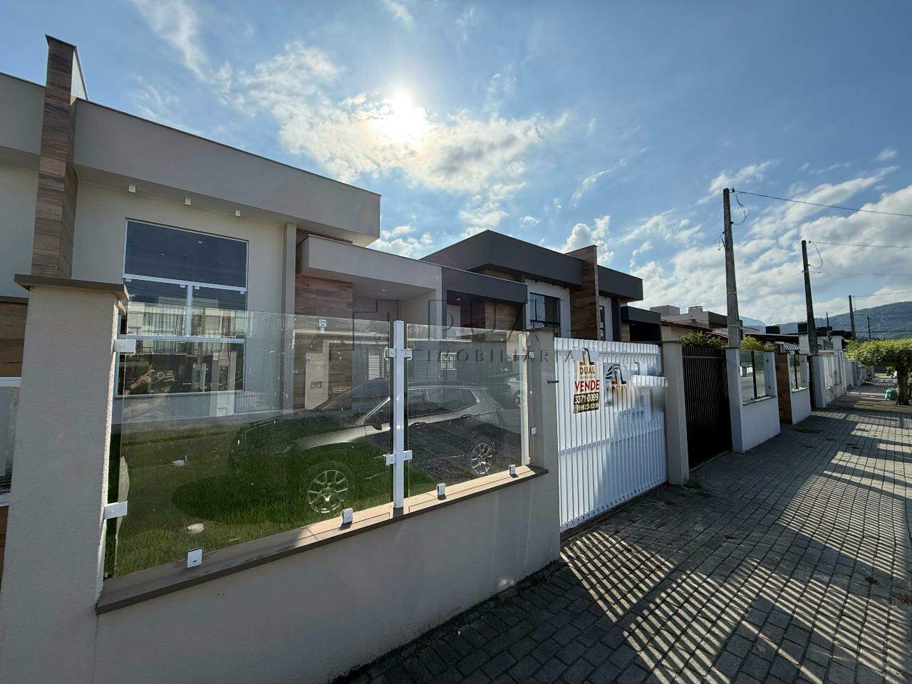 Imagem Casa Térrea Nova à Venda | 3 Quartos | Moderna, Ventilada e Localização em Valorização