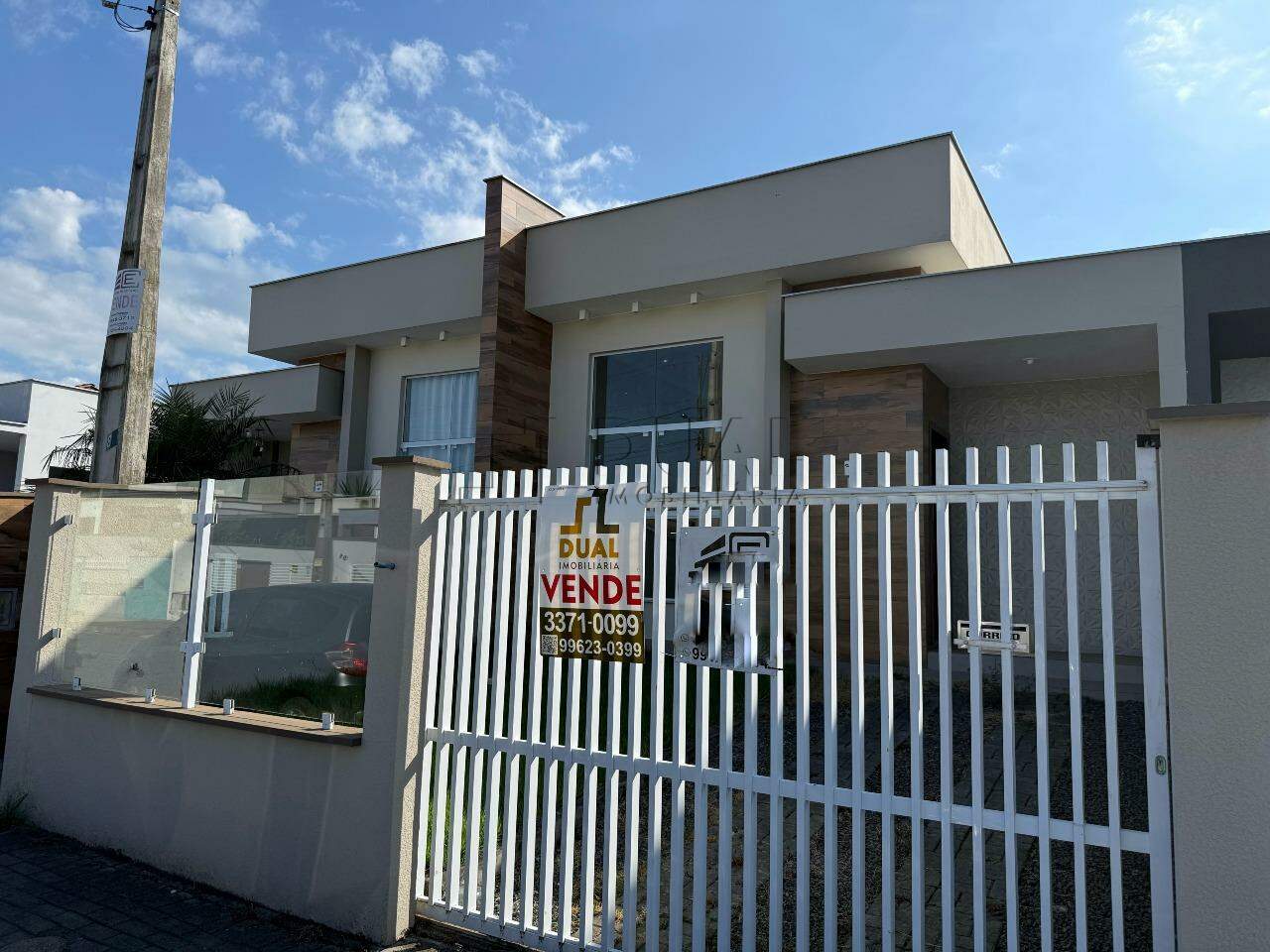 Imagem Casa Térrea Nova à Venda | 3 Quartos | Moderna, Ventilada e Localização em Valorização