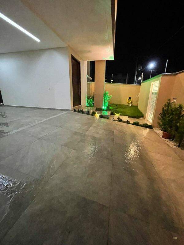 Imagem Casa à venda, 2 quartos, 2 suítes, 3 vagas, Nossa Senhora Da Paz - Balneário Piçarras/SC